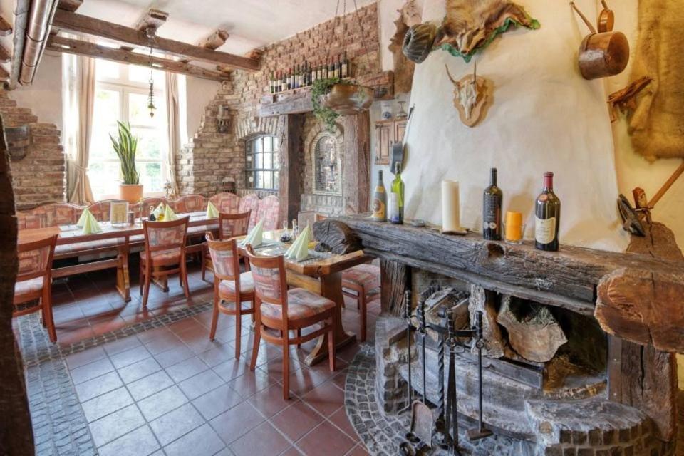 Hotel Restaurant Mathildenhof Pulheim Dış mekan fotoğraf